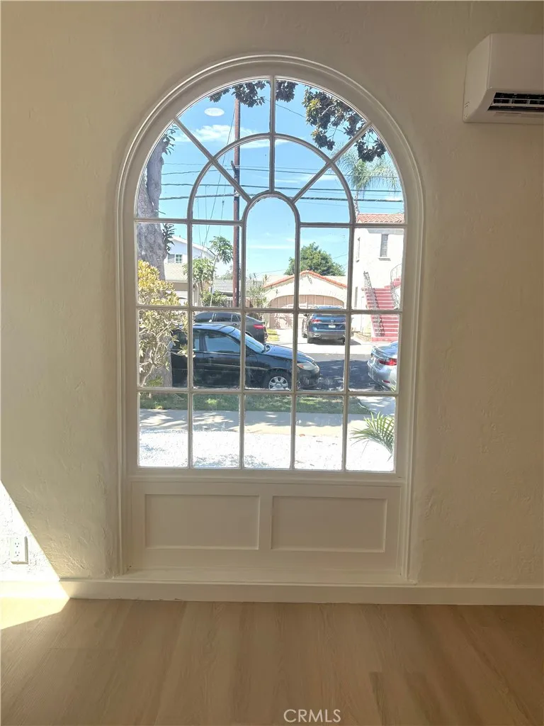 472 W Burnett Long Beach, CA 90806