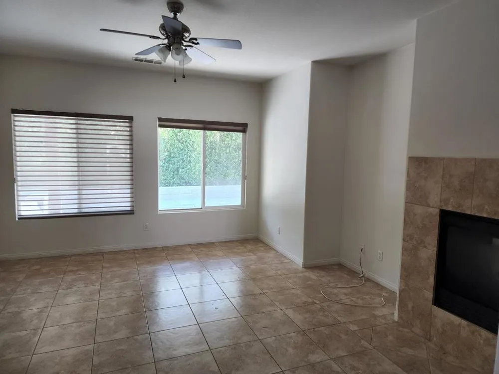 1141 Oro Palm Springs, CA 92262