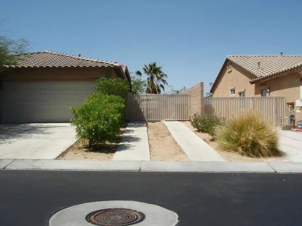 1141 Oro Palm Springs, CA 92262