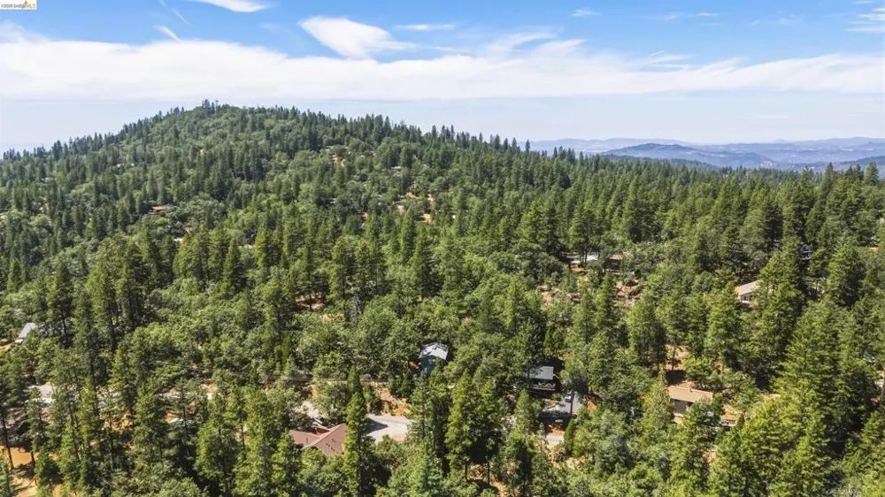 23939 Broken Bit Sonora, CA 95370
