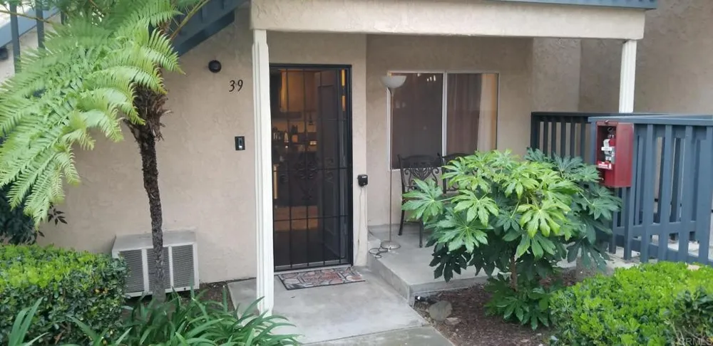 8475 Avenida Angulia #39 Spring Valley, CA 91977
