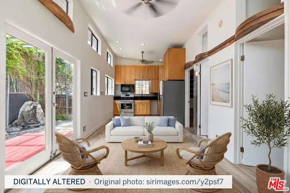 2416 Walnut Avenue Los Angeles, CA 90291
