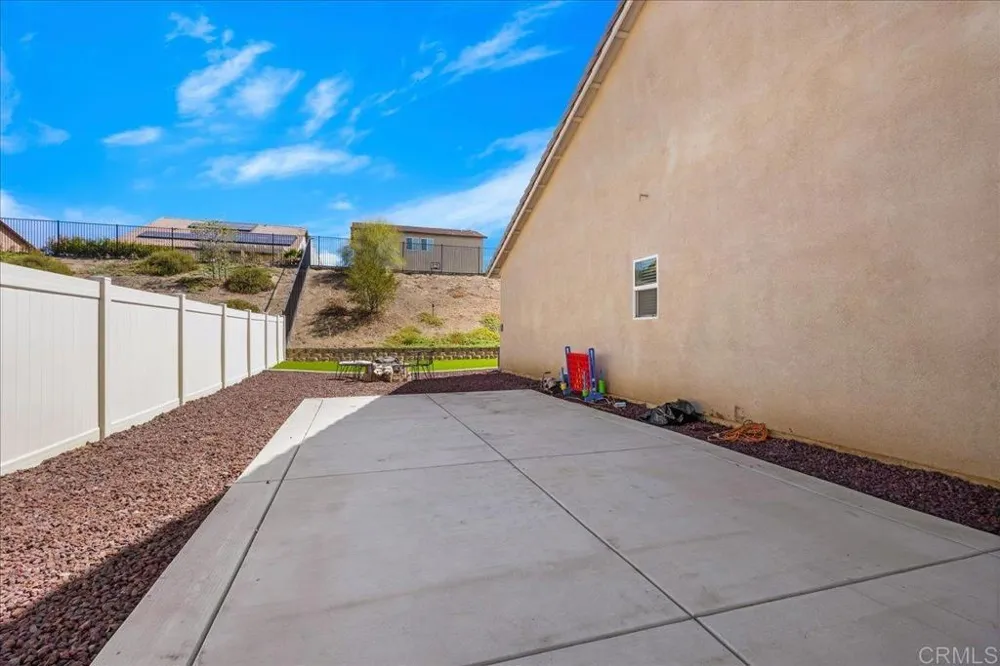 30667 Expedition Dr Winchester, CA 92596