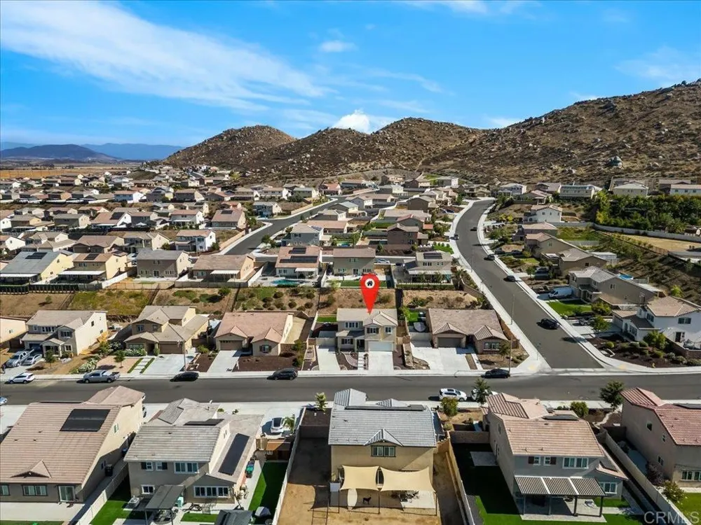 30667 Expedition Dr Winchester, CA 92596