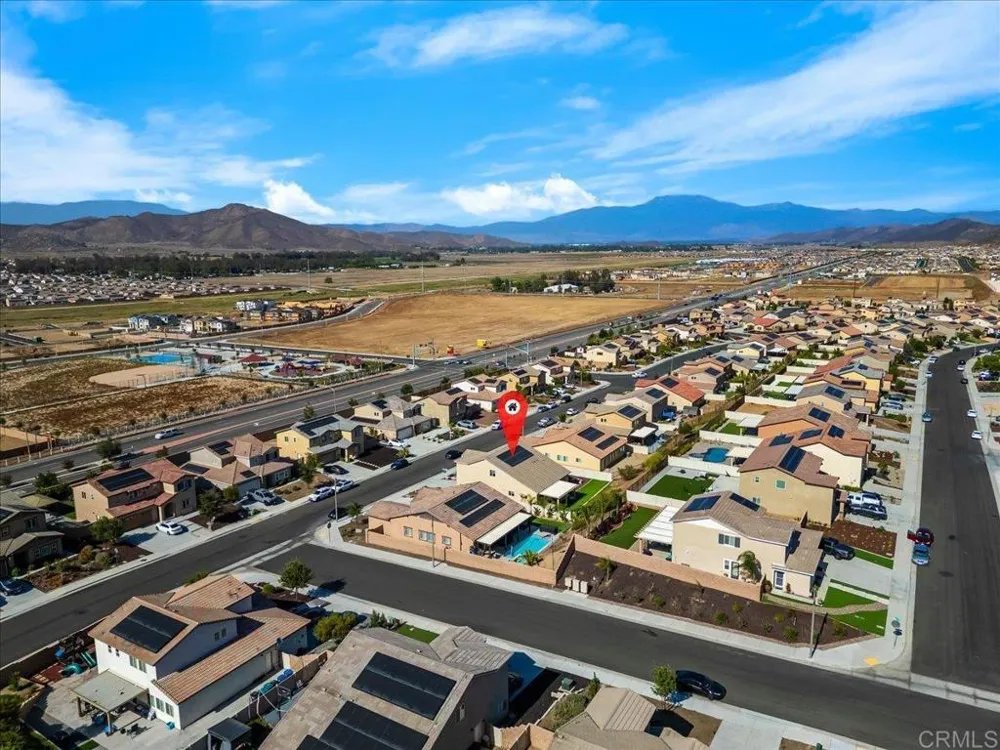 30667 Expedition Dr Winchester, CA 92596