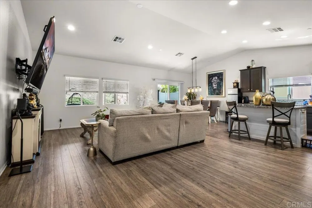 30667 Expedition Dr Winchester, CA 92596