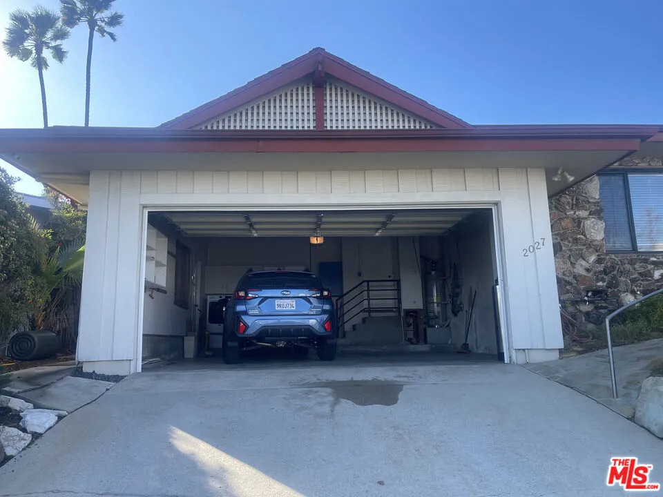 2027 Westridge Road Los Angeles, CA 90049