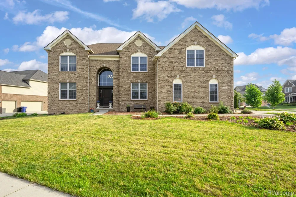50584 Telluride Canton Charter Township, MI 48187