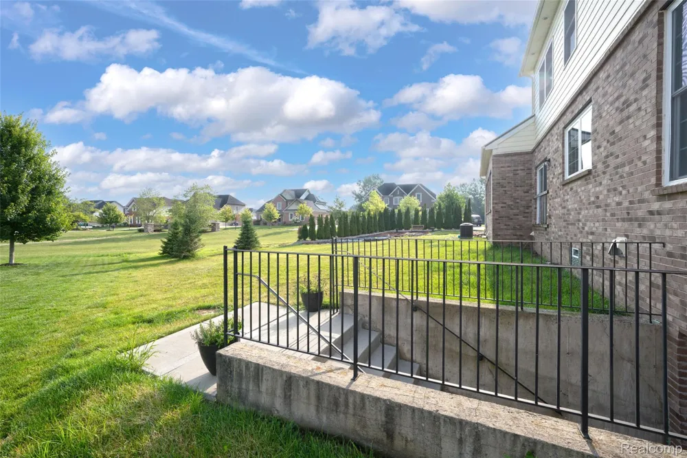 50584 Telluride Canton Charter Township, MI 48187