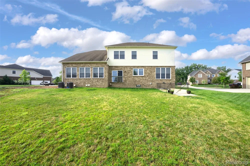 50584 Telluride Canton Charter Township, MI 48187
