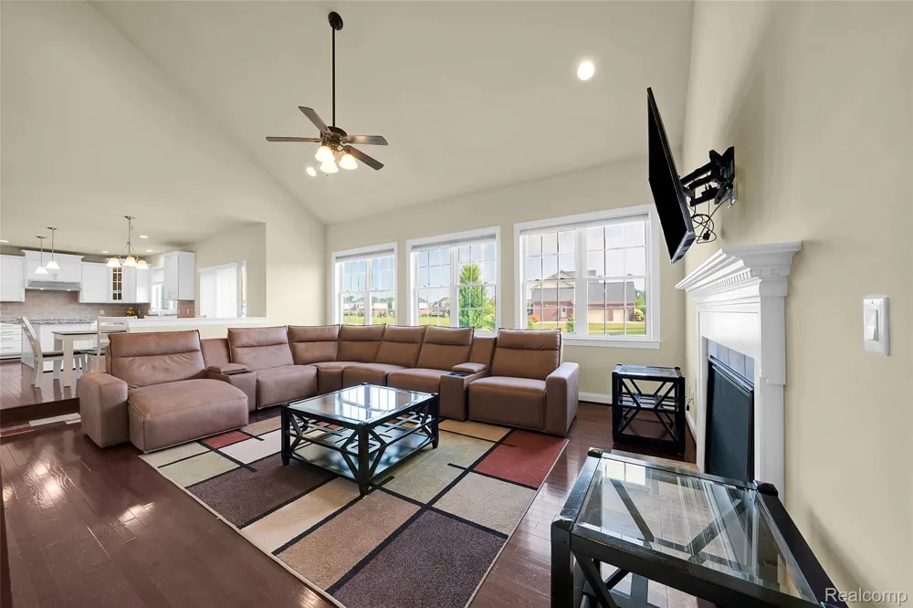 50584 Telluride Canton Charter Township, MI 48187