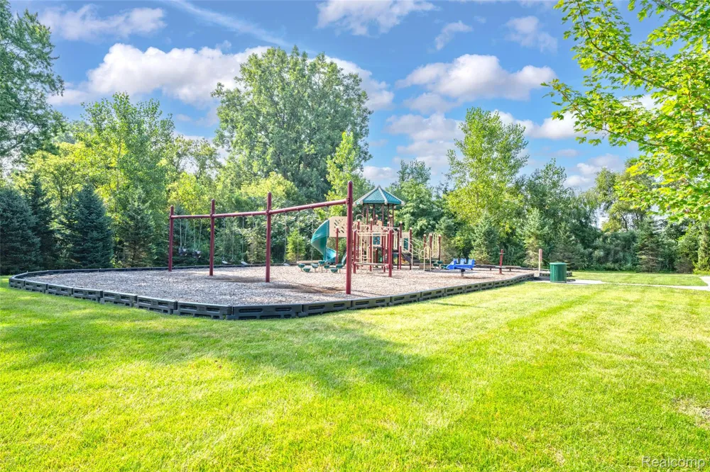 50584 Telluride Canton Charter Township, MI 48187