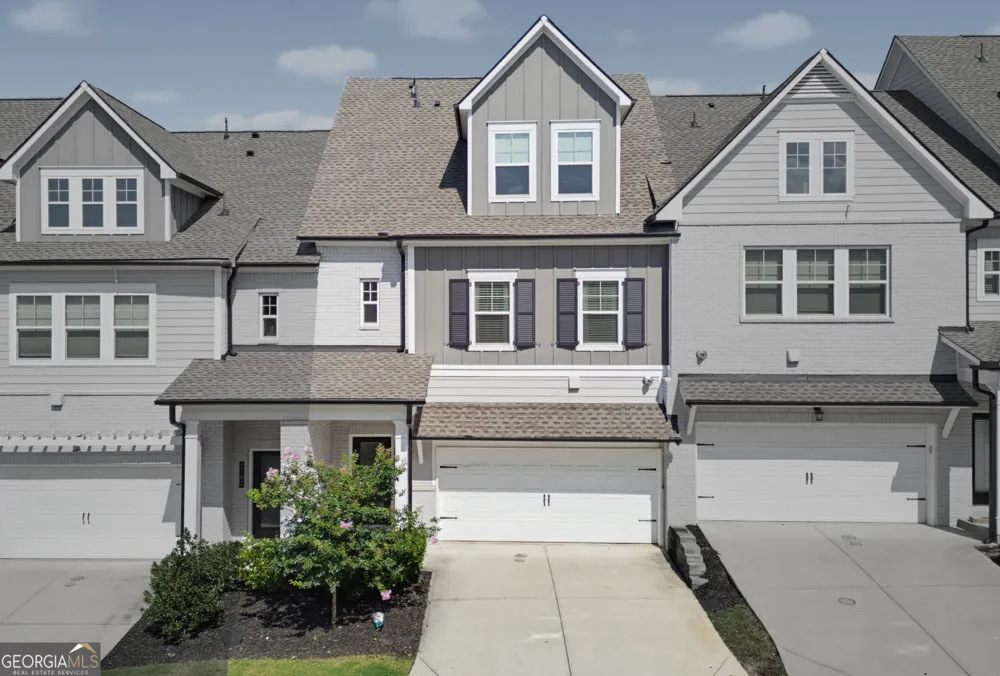 2784 Bell DR SE Smyrna, GA 30080