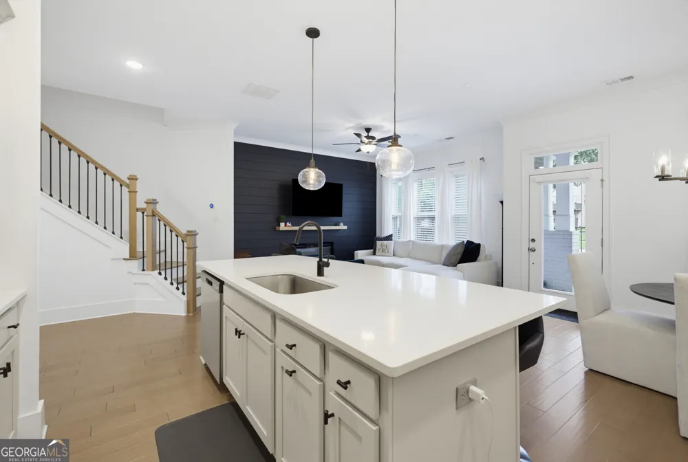 2784 Bell DR SE Smyrna, GA 30080