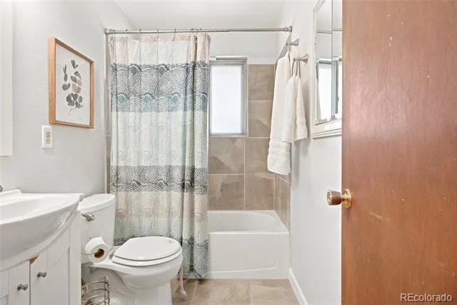 8402 Chase Street Arvada, CO 80003