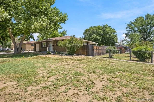 8402 Chase Street Arvada, CO 80003