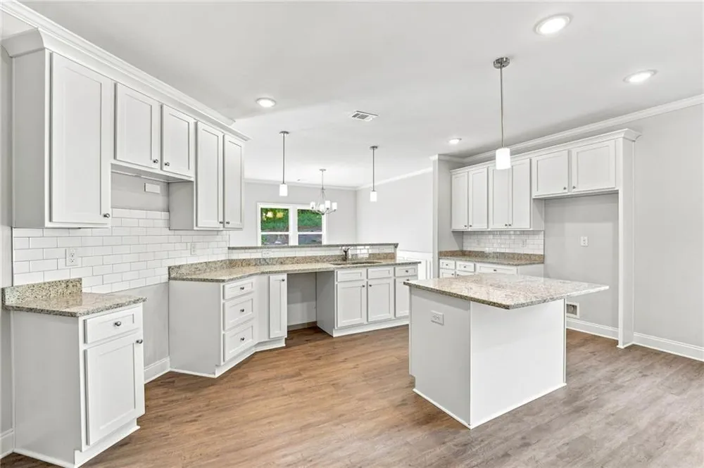 4480 Rivercliffs Way Gray, GA 31032