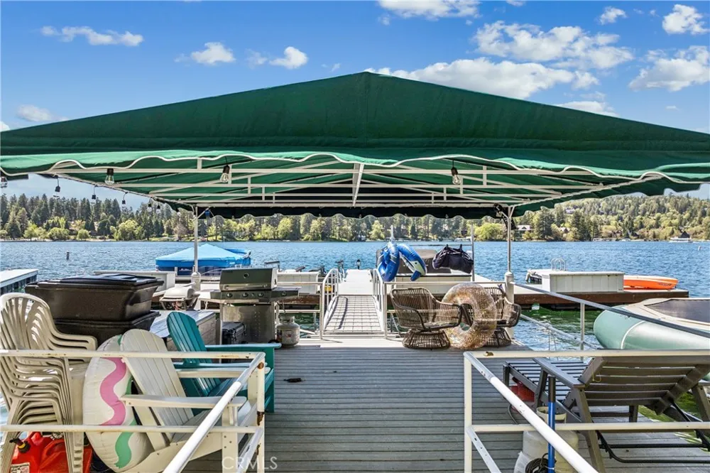 401 N 401 C- Dock Lake Arrowhead, CA 92352