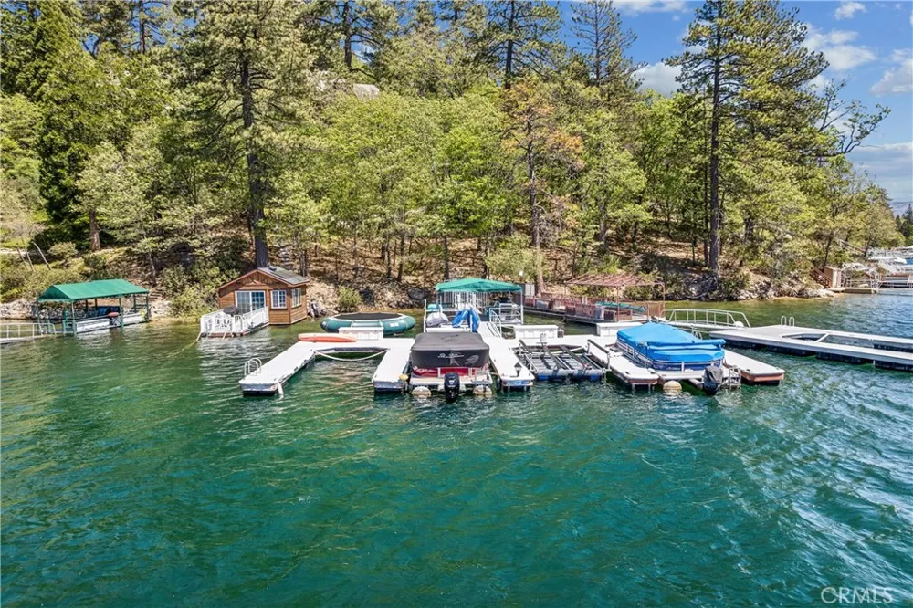 401 N 401 C- Dock Lake Arrowhead, CA 92352