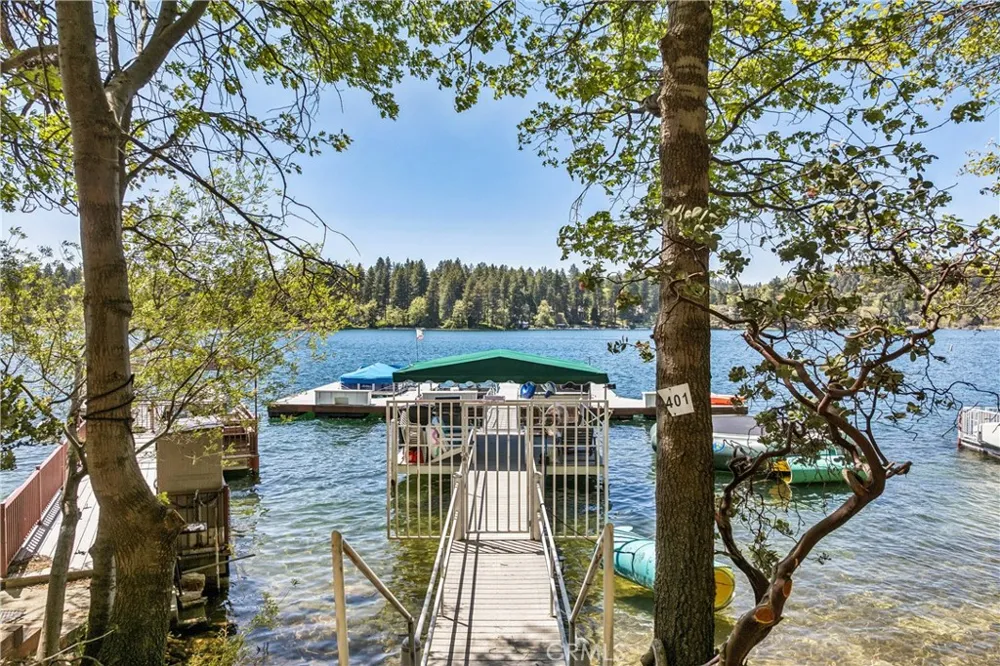401 N 401 C- Dock Lake Arrowhead, CA 92352