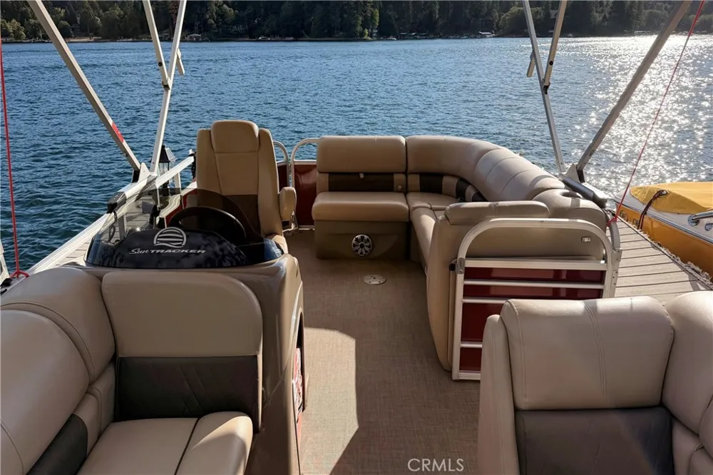 401 N 401 C- Dock Lake Arrowhead, CA 92352