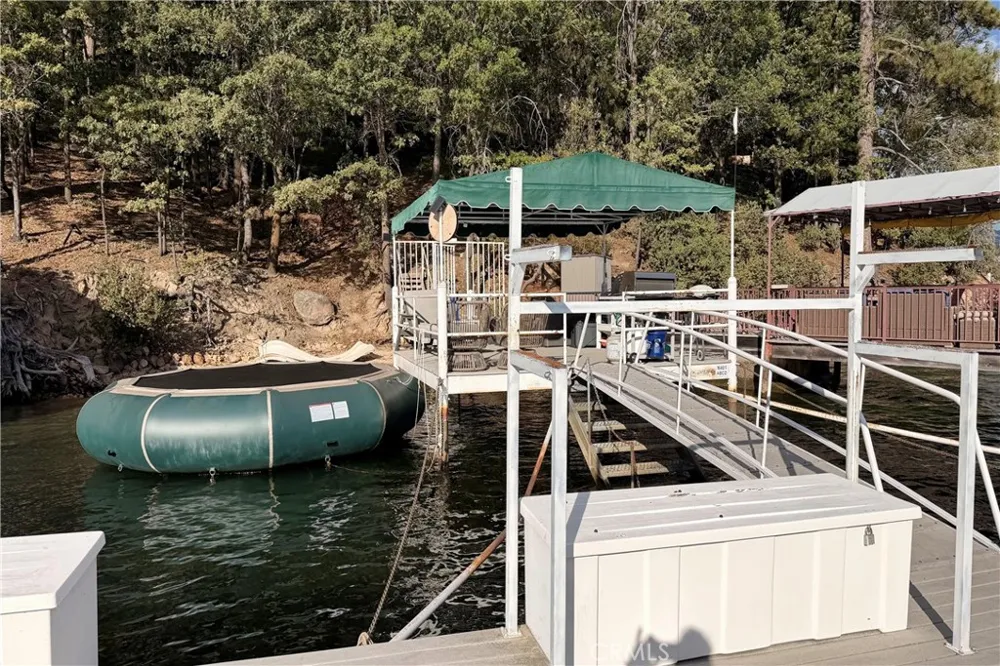 401 N 401 C- Dock Lake Arrowhead, CA 92352