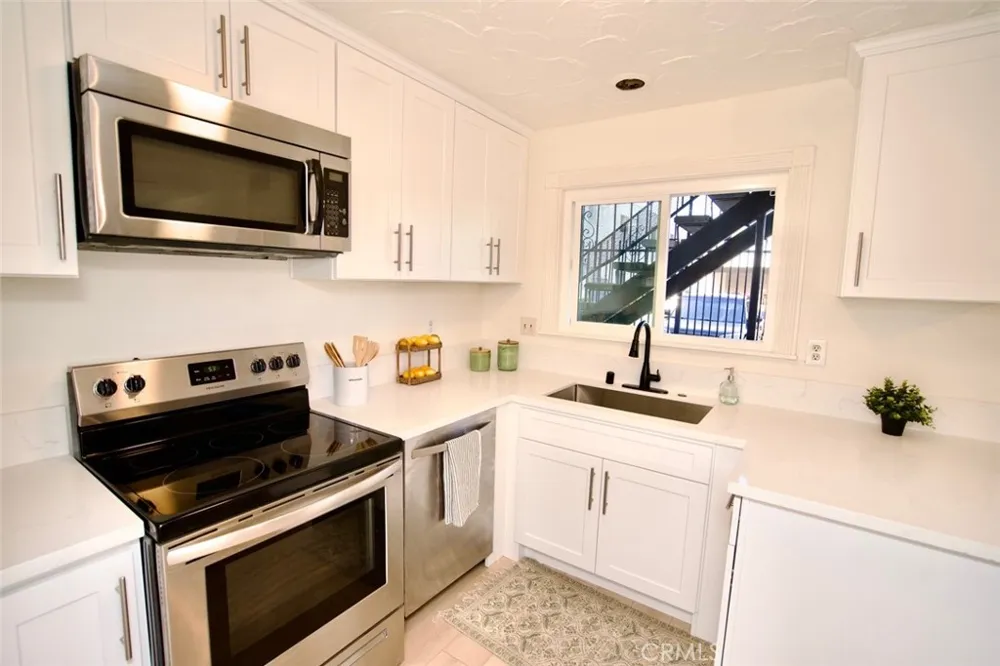 5500 Ackerfield Ave #104 Long Beach, CA 90805