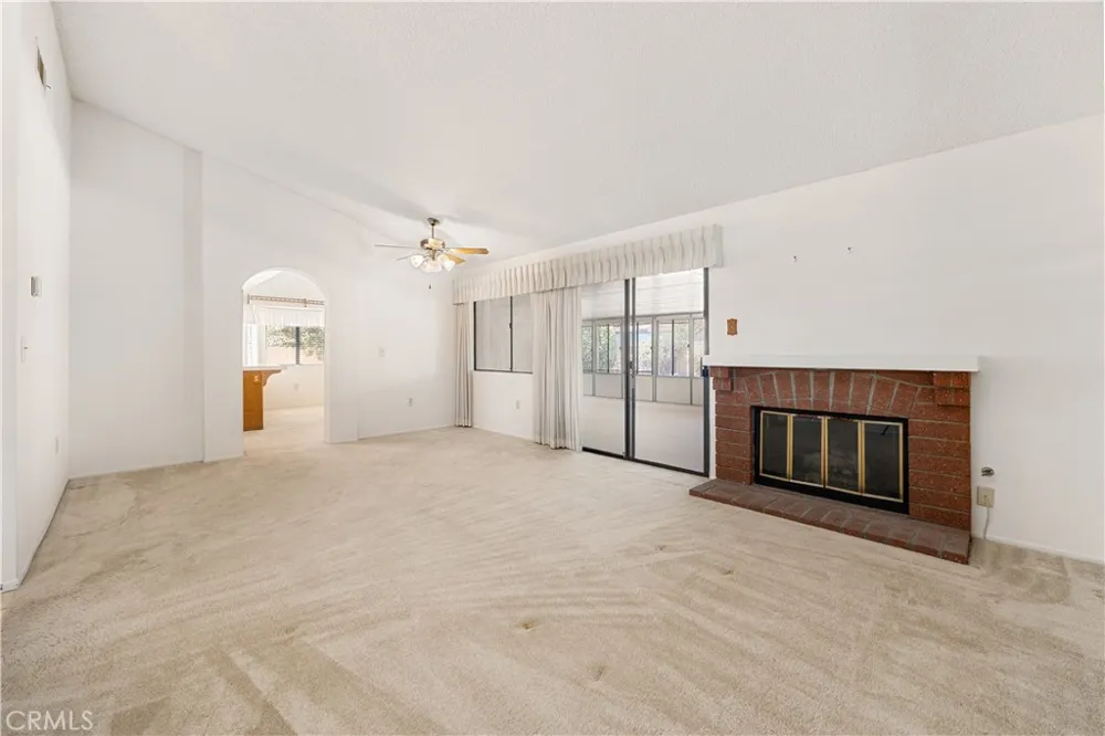 29337 Crown Point Court Sun City, CA 92586