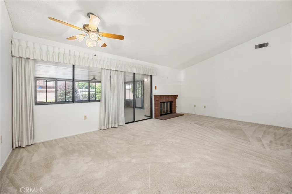 29337 Crown Point Court Sun City, CA 92586