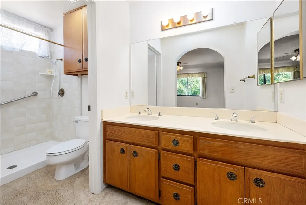 29337 Crown Point Court Sun City, CA 92586