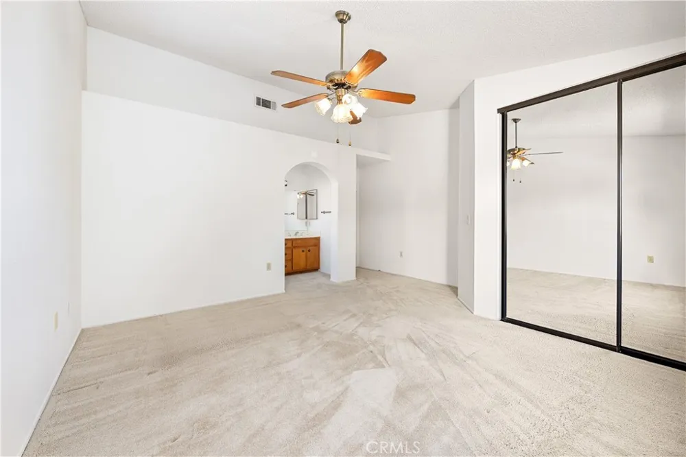 29337 Crown Point Court Sun City, CA 92586