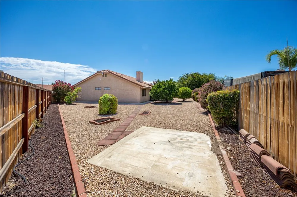 29337 Crown Point Court Sun City, CA 92586