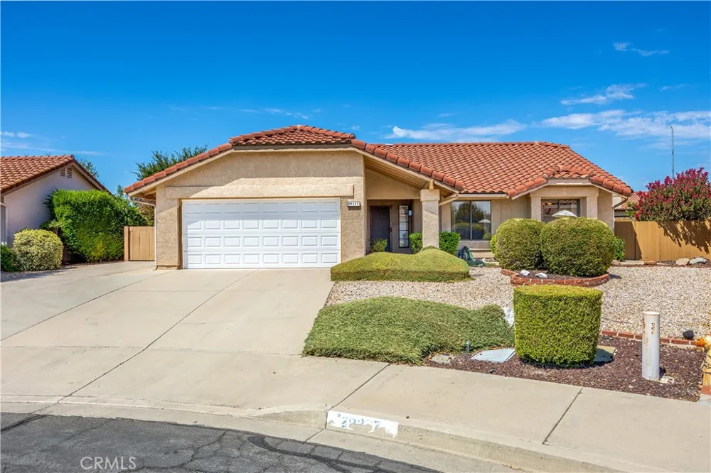 29337 Crown Point Court Sun City, CA 92586