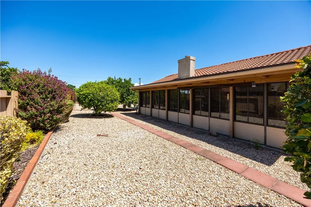 29337 Crown Point Court Sun City, CA 92586