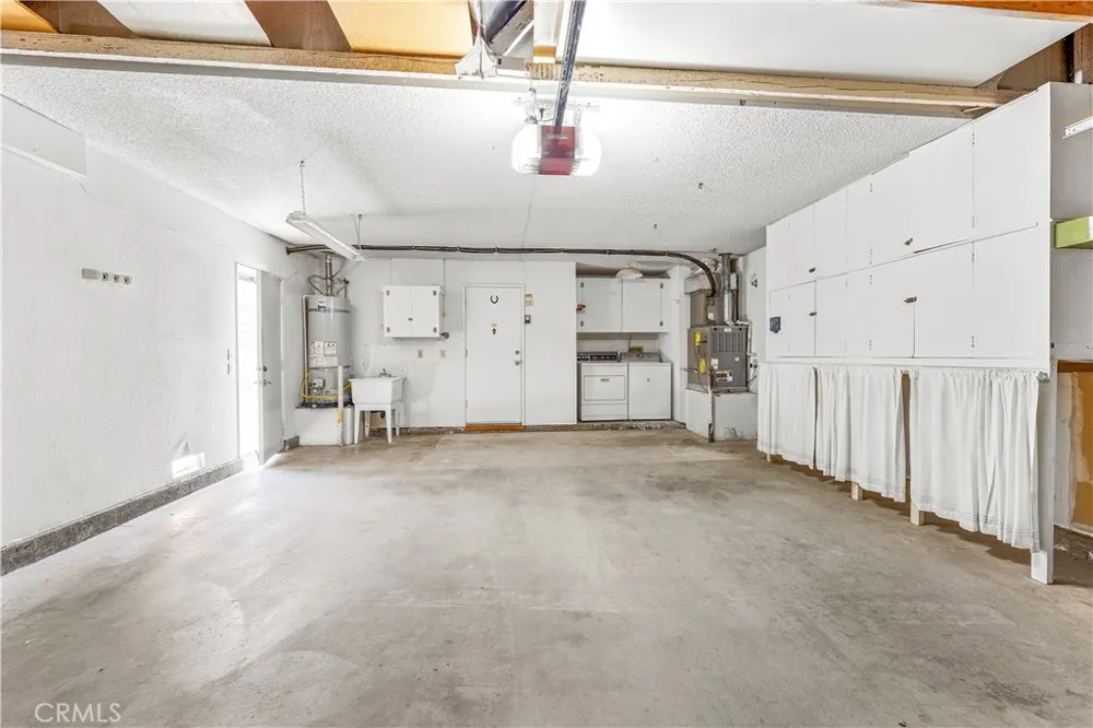29337 Crown Point Court Sun City, CA 92586