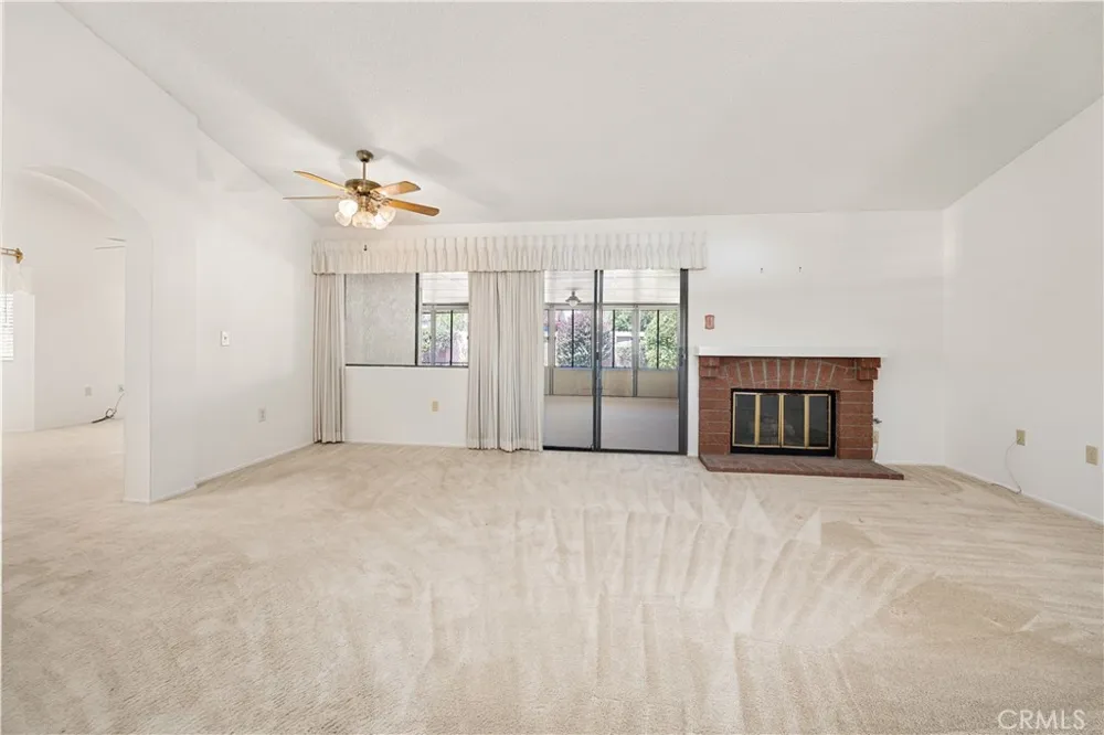 29337 Crown Point Court Sun City, CA 92586