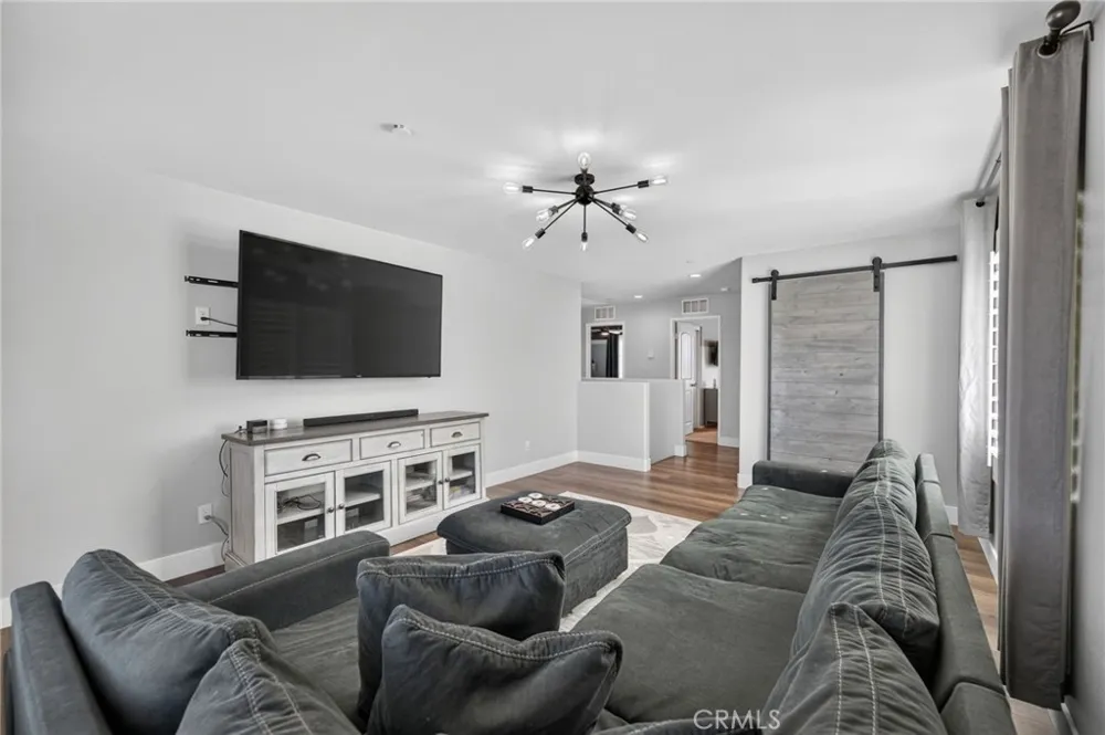 1158 Viscano Court Perris, CA 92571