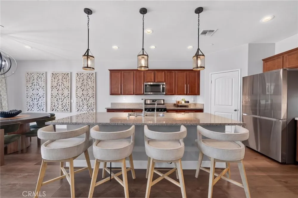 1158 Viscano Court Perris, CA 92571