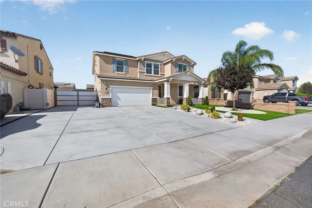 1158 Viscano Court Perris, CA 92571