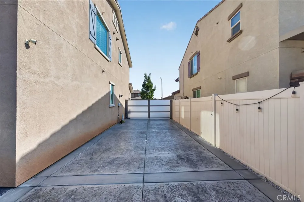 1158 Viscano Court Perris, CA 92571