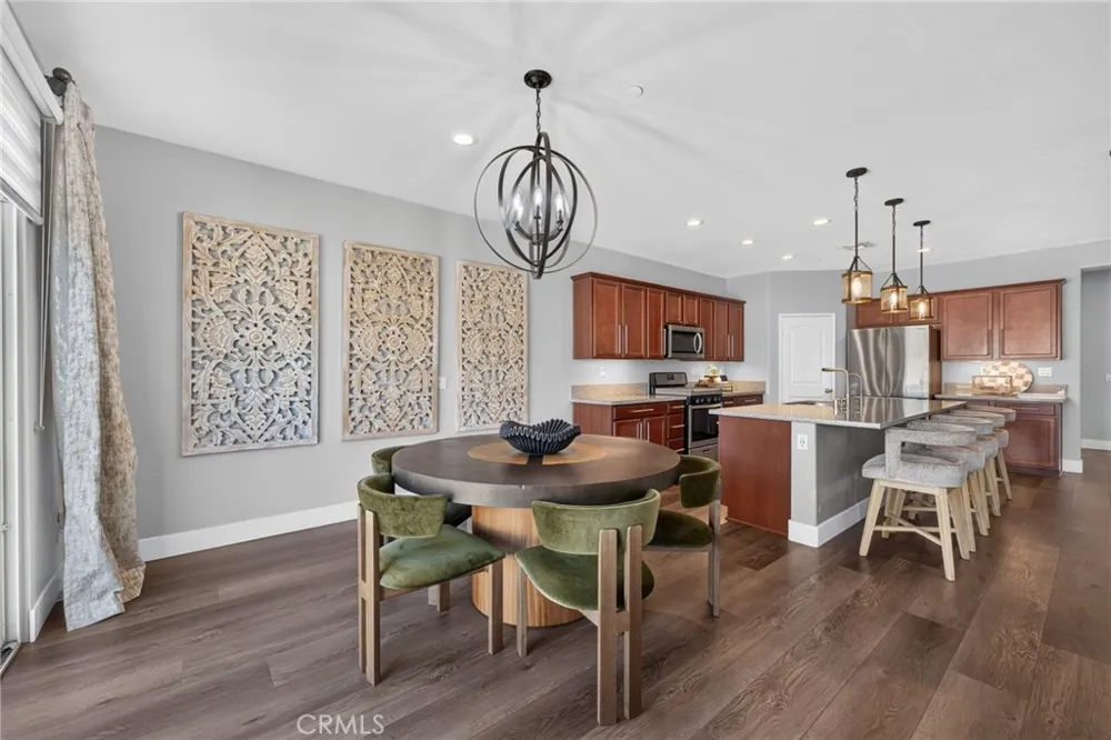1158 Viscano Court Perris, CA 92571