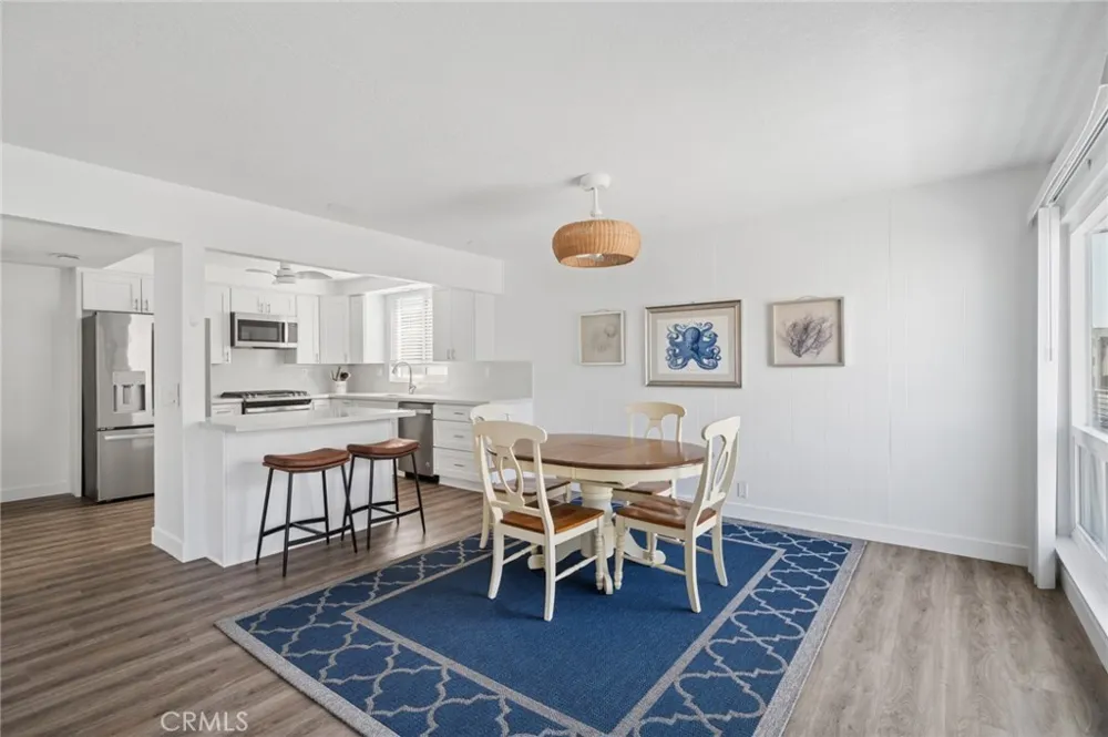 5212 Seashore #B Newport Beach, CA 92663