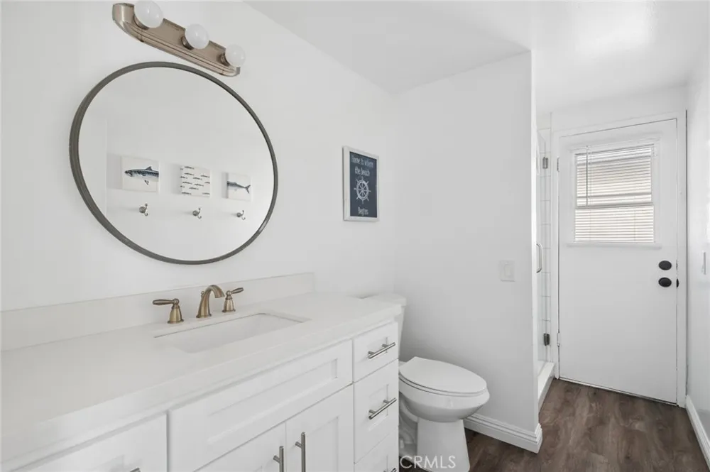 5212 Seashore #B Newport Beach, CA 92663