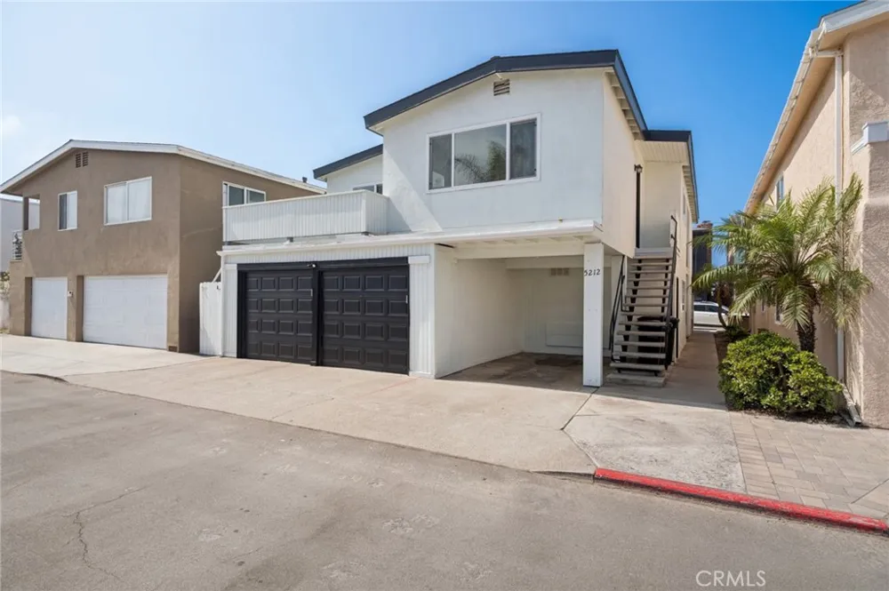 5212 Seashore #B Newport Beach, CA 92663