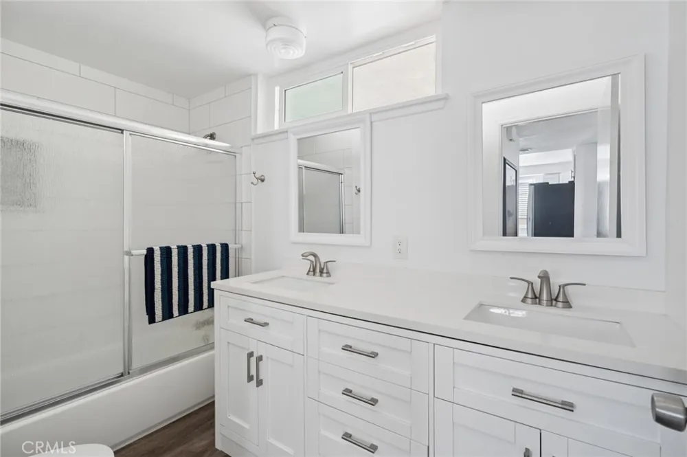 5212 Seashore #B Newport Beach, CA 92663
