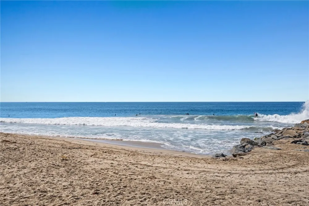 5212 Seashore #B Newport Beach, CA 92663