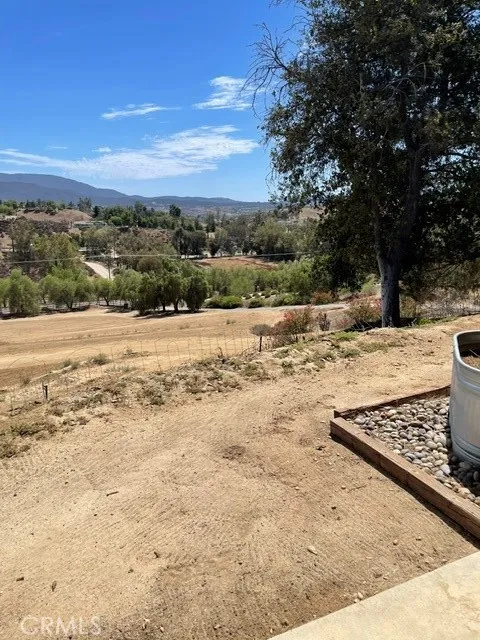 35120 Calle Nopal Temecula, CA 92592