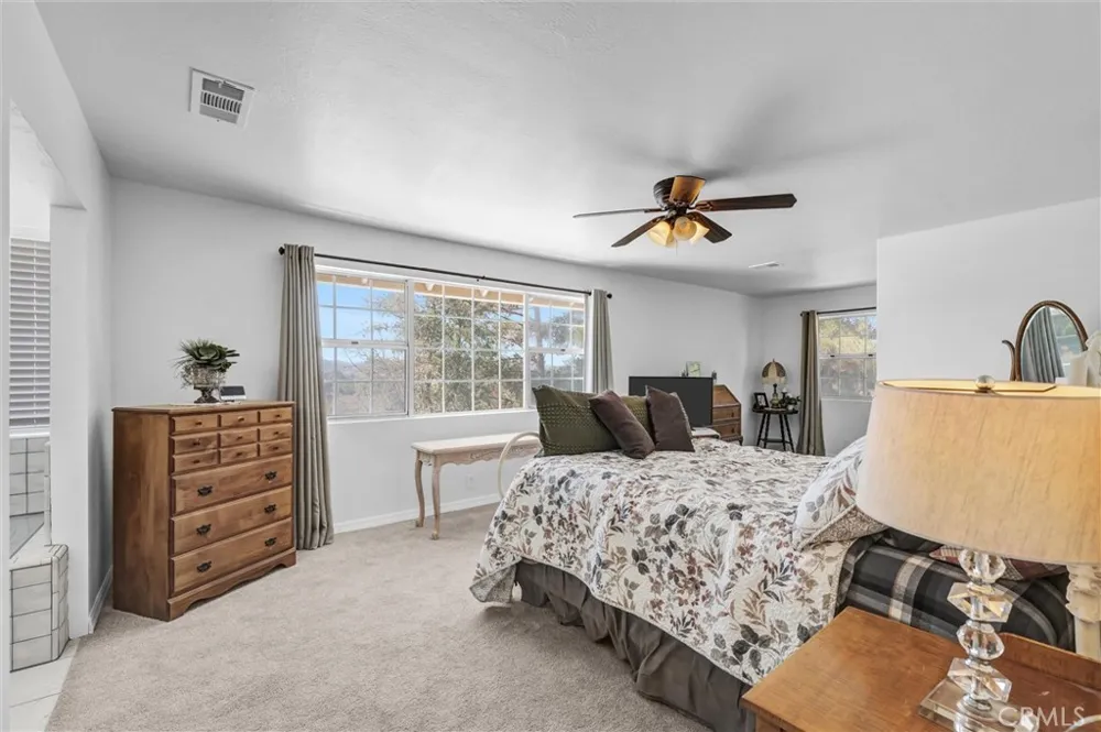 35120 Calle Nopal Temecula, CA 92592