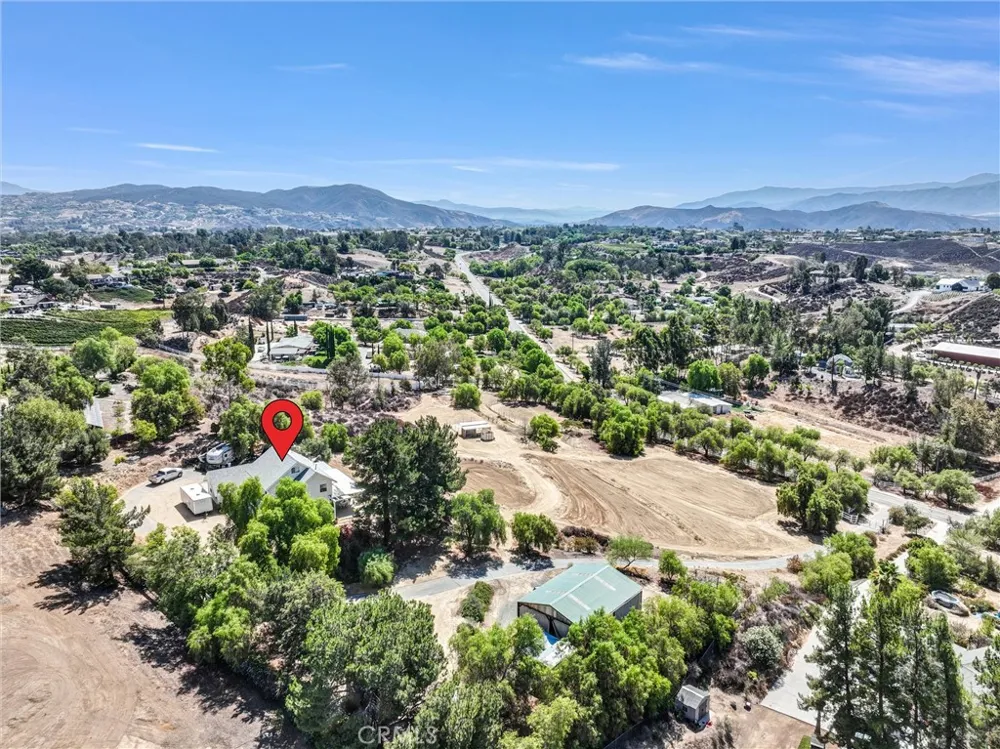 35120 Calle Nopal Temecula, CA 92592