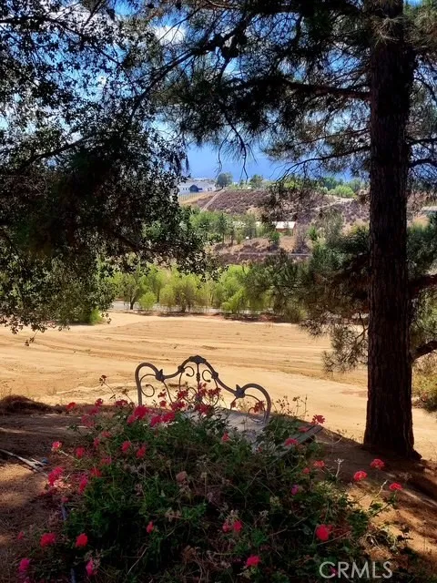 35120 Calle Nopal Temecula, CA 92592